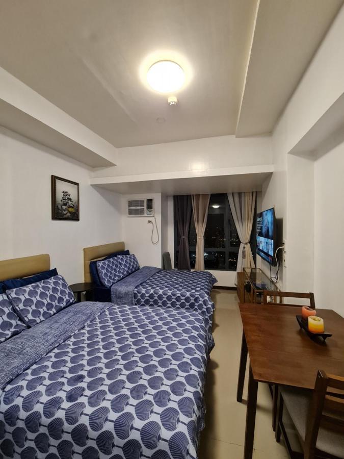 Congressional Town Center Aparthotel Manila Bagian luar foto